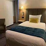 Astra Hotel&restaurant Hotel 4*