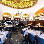 Astra Hotel&restaurant Hotel 4*