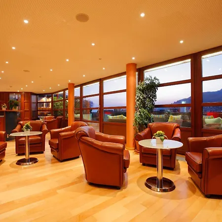 Astra & Restaurant Hotel