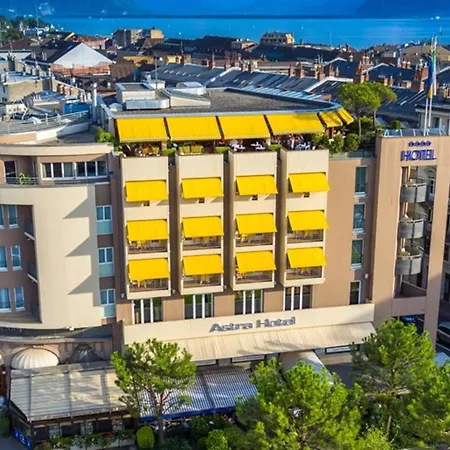 Astra & Restaurant Hotel