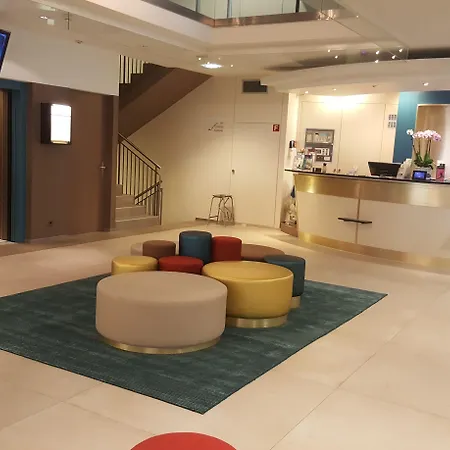 Hotel Astra & Restaurant 4*