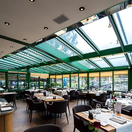 Astra & Restaurant Hotel 4*