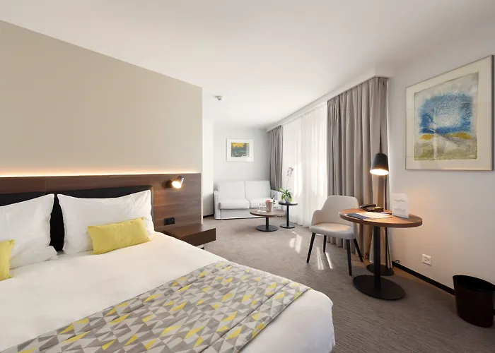 Astra & Restaurant 4*