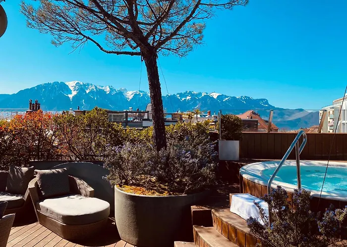 Astra & Restaurant 4*