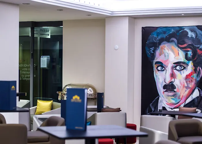 Astra & Restaurant Hotel